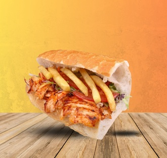 Yarım Ekmek Arası Tavuk Döner görseli