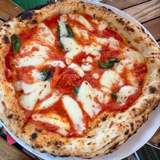 Dört Peynirli Pizza (Dört Peynirli Pizza) görseli