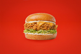 Deli's Crispy Chick Burger görseli