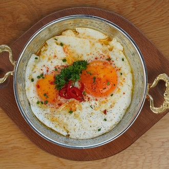 Sahanda Yumurta görseli
