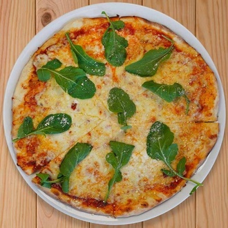 4 Peynirli Pizza görseli