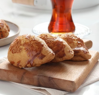 Kaşarlı Ev Poğaçası görseli