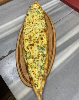 Dört Peynirli Pide (Açık) görseli