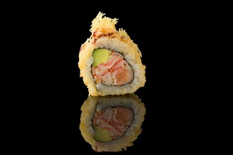 550. Special 1 - Cooked Salmon, Surimi, Avocado, Crisp, Potato Roll (8 Parça) görseli