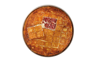 Pastırma Peynirli Börek (1,5 Kg.) görseli