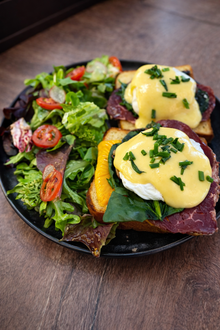 Egg Florentine görseli