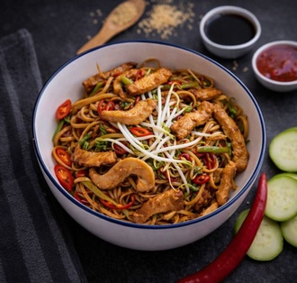 Tavuklu Noodle görseli