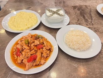 Tavuk Sote + Püre + Pirinç Pilavı + Cacık görseli