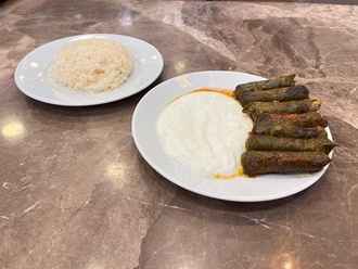 Etli Yaprak Sarma + Pirinç Pilavı görseli