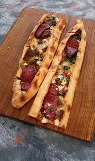 Sucuk Mantar Düet Pide görseli