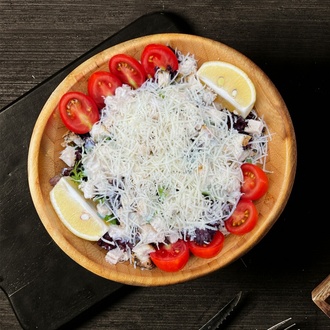 Tavuk Sezar Salata görseli
