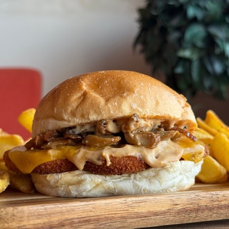 Mushroom Chicken Burger Menü görseli