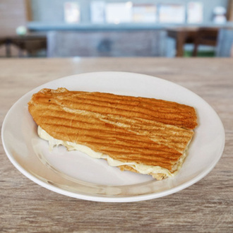 Tost Bolll Kaşarlı (Yarım Ekmek) görseli