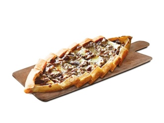 Kavurmalı Pide görseli