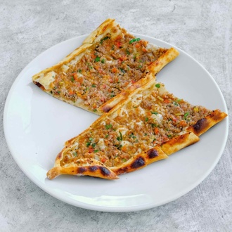 Kıymalı Kaşarlı Pide görseli