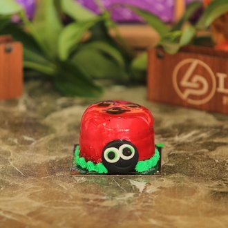 Uğur Böceği Pasta (Adet) görseli