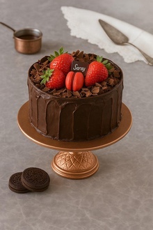 Çilek & Çikolatalı Pasta (6 Kişilik) görseli