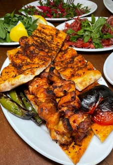 Kemiksiz Tavuk görseli