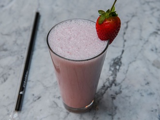 Çilekli Süt görseli