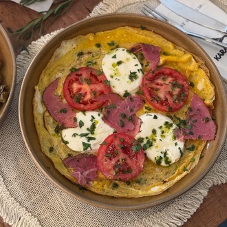 Omlet Füme Et - Mozerella görseli