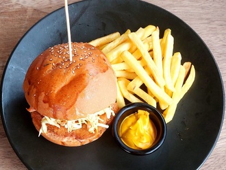 Çıtır Tavuk Burger görseli