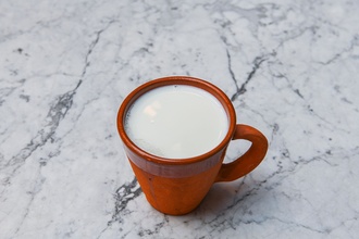 Bardak Süt görseli