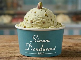 Antep Fıstıklı Dondurma görseli