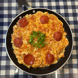 Sucuklu Kaşarlı Menemen görseli