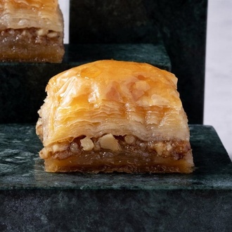 Cevizli Klasik Baklava (250 Gr) görseli