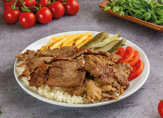 Pilav Üstü Et Döner görseli