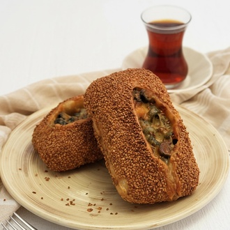 Zeytin Kaşarlı Simit görseli