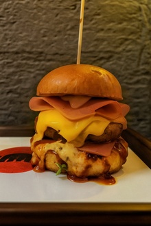 Mars Delight Burger görseli