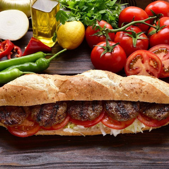 Yarım Köfte Ekmek görseli