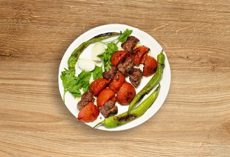Domatesli Kebap görseli