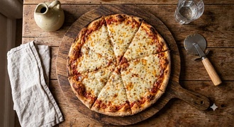 Margarita Pizza (40 Cm) görseli