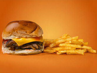 Acı Soslu Tavuk Pirzola Burger görseli