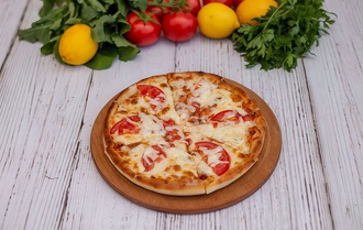 Margherita Pizza (Orta) görseli