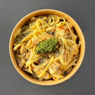Chicken Fettuccine Alfredo görseli