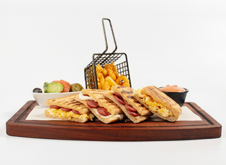 Yumurtalı Kare Tost görseli