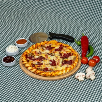 Bacon Pizza (Dev) görseli