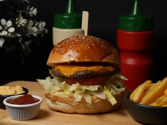 Atom Special Burger Menü görseli