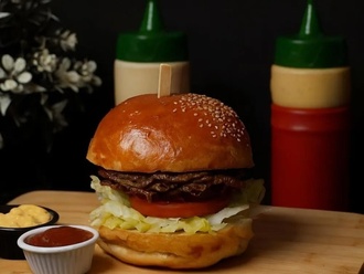 Atom Dönerli Burger görseli