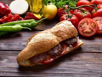 Yarım Ekmek Köfte görseli