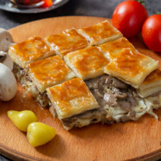 Kavurmalı Su Böreği 1 Kg. görseli