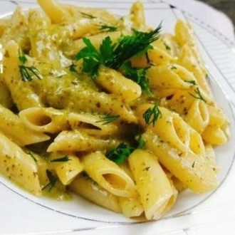 Pesto Soslu Makarna görseli