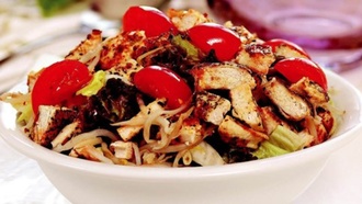 Tavukşiş Mevsim Salata görseli