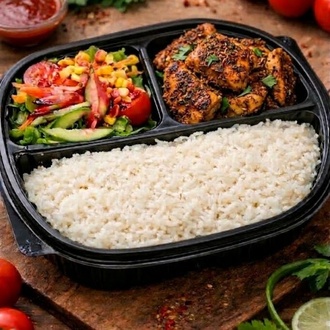 Kajun Baharatlı Tavuk & Pirinç Pilavı görseli