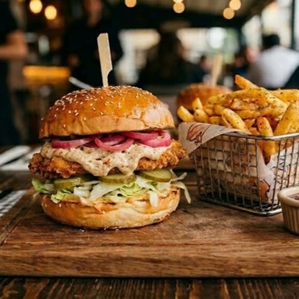 Ekşili Köz Mayonez Tavuk Burger Menü görseli