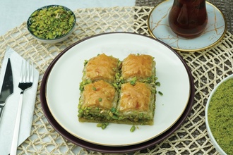 Antep Fıstıklı Klasik görseli