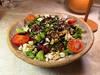 Tulum Peynirli Salata görseli